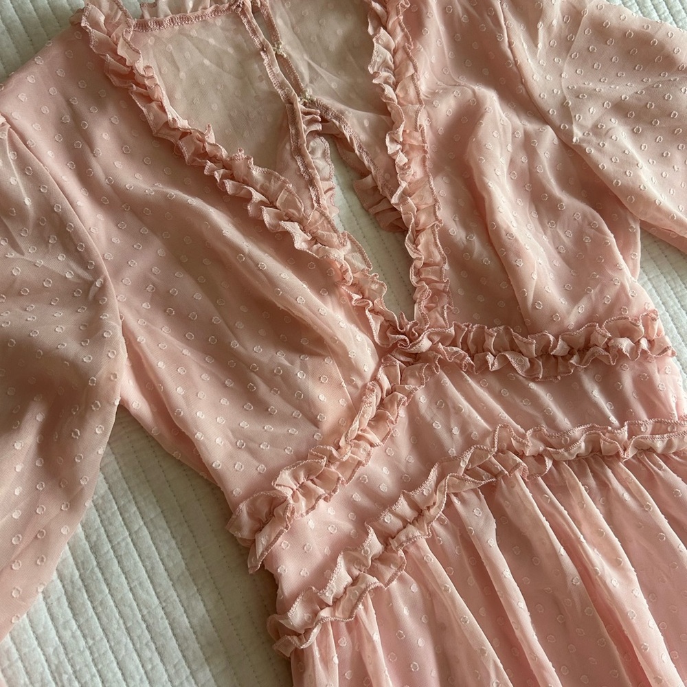Elegant Pink Ruffle Dress - Picture 4 of 8